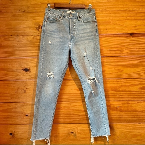Levi’s Wedgie Fit Skinny Jeans High Rise Distressed Light Wash 29 NWOT - Picture 2 of 13